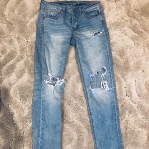 American eagle tomgirl/mom jean fit jeans